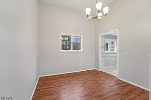 32 Waverly Dr, Edison, NJ 08817 - Photo 11