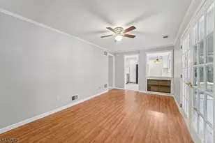 32 Waverly Dr, Edison, NJ 08817 - Photo 21