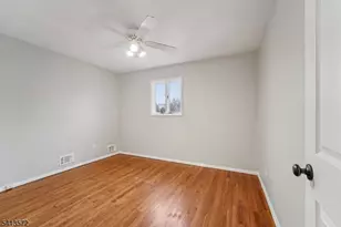 32 Waverly Dr, Edison, NJ 08817 - Photo 33