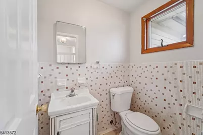 32 Waverly Dr, Edison, NJ 08817 - Photo 25