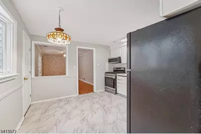 32 Waverly Dr, Edison, NJ 08817 - Photo 13