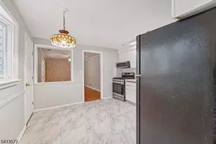 32 Waverly Dr, Edison, NJ 08817 - Photo 13