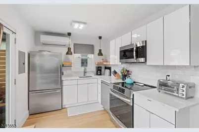 5 Washington St, Montclair, NJ 07042 - Photo 5