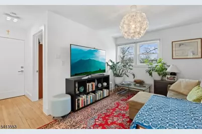 5 Washington St, Montclair, NJ 07042 - Photo 9