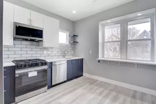 20 W 49th, Bayonne, NJ 07002 - Photo 5