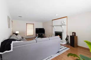 6 Pleasant Hill Rd, Roxbury Township, NJ 07876 - Photo 5