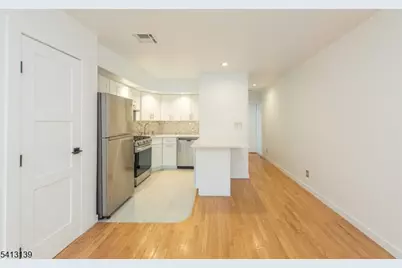 6405 Blvd East #B1, West New York, NJ 07093 - Photo 9