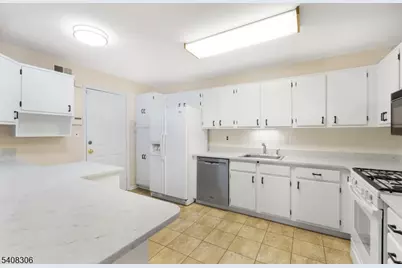 34 Byron Ave, Morris Township, NJ 07960 - Photo 11