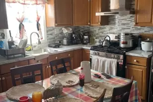 8 Zabriskie St, Haledon, NJ 07508 - Photo 11