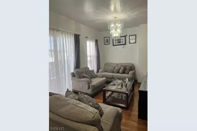 8 Zabriskie St, Haledon, NJ 07508 - Photo 9