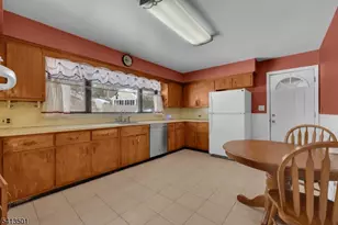 15 Winding Brook Way, Rockaway Township, NJ 07866 - Photo 9