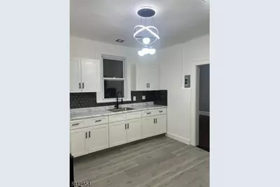 925 South St, Elizabeth, NJ 07202 - Photo 1