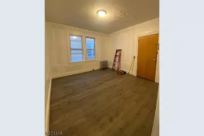 1031 Kilsyth Rd #1R, Elizabeth, NJ 07208 - Photo 9