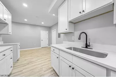 59 Henry St #A1, Passaic, NJ 07055 - Photo 5
