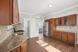 693 N 8th St, Newark, NJ 07107 - Photo 5