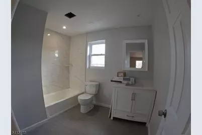 520 Bayway Ave #2A, Elizabeth, NJ 07202 - Photo 9