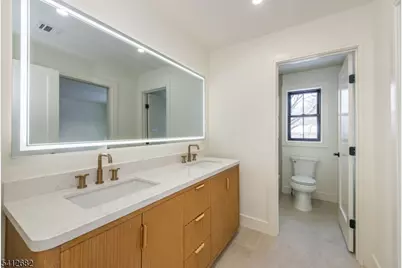 6 Harvale Dr, Florham Park, NJ 07932 - Photo 37