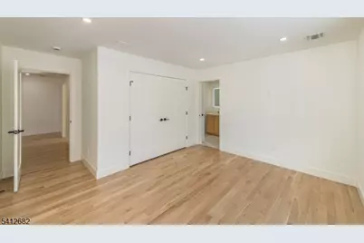 6 Harvale Dr, Florham Park, NJ 07932 - Photo 39