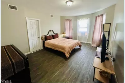 123 N 15th St, East Orange, NJ 07017 - Photo 7