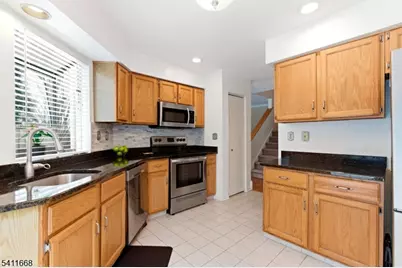 85 Encampment Drive, Bedminster Township, NJ 07921 - Photo 11