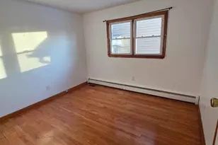 71 Newark Pl, Belleville, NJ 07109 - Photo 7