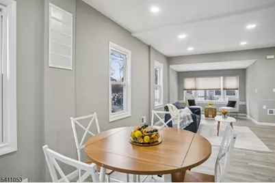 27 Stone St, North Plainfield, NJ 07060 - Photo 7