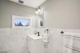 27 Stone St, North Plainfield, NJ 07060 - Photo 13