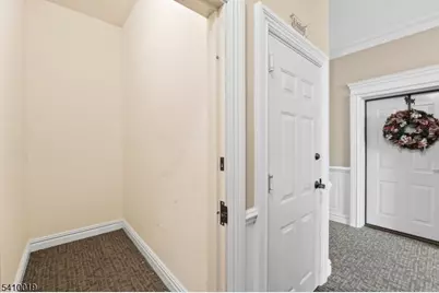 33 Forest Ave #2A, Hawthorne, NJ 07506 - Photo 17