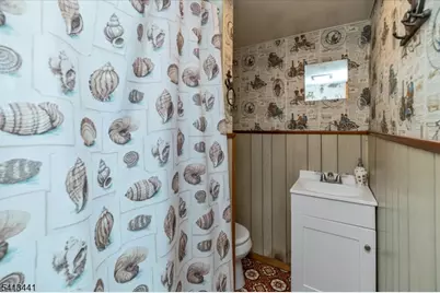 87 Fairlawn Dr, West Milford, NJ 07421 - Photo 19