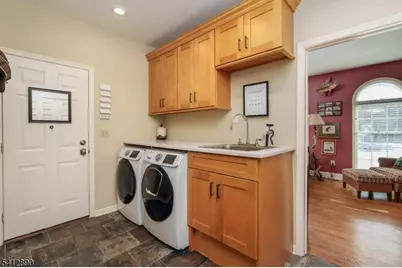 11 Clearwater Dr, Kinnelon, NJ 07405 - Photo 17