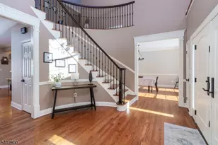 11 Clearwater Dr, Kinnelon, NJ 07405 - Photo 3