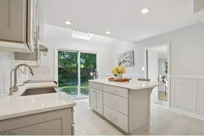 12 Meadowbrook Road, Millburn, NJ 07078 - Photo 11