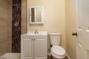 21 Dodd St, East Orange, NJ 07017 - Photo 15