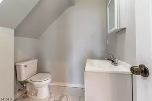 21 Dodd St, East Orange, NJ 07017 - Photo 5