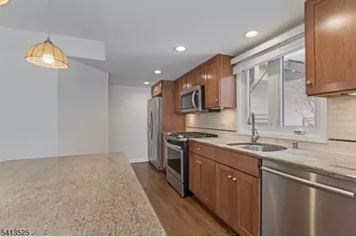 8 E Somerset Hills Court #E, Bernardsville, NJ 07924 - Photo 7