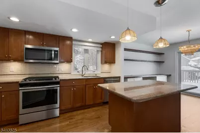 8 E Somerset Hills Court #E, Bernardsville, NJ 07924 - Photo 9