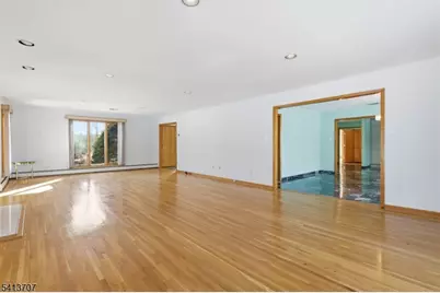 32 Sylvan Dr, Montville Township, NJ 07058 - Photo 11