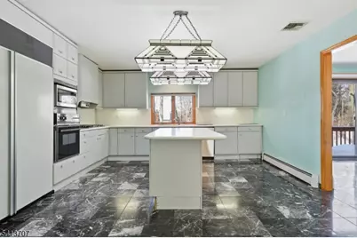 32 Sylvan Dr, Montville Township, NJ 07058 - Photo 17