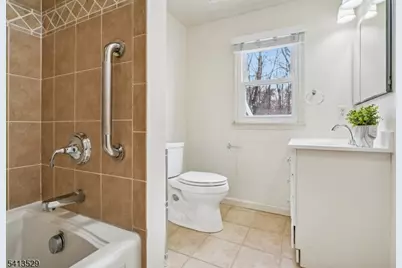 21 Hooper Ave, West Orange Township, NJ 07052 - Photo 17