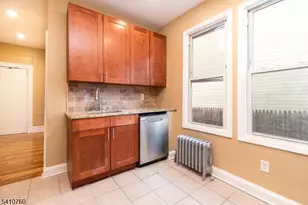 539-541 18th Ave, Newark, NJ 07103 - Photo 9