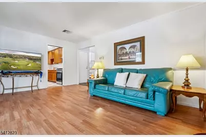 112 Midvale Ave, Long Hill Township, NJ 07946 - Photo 11