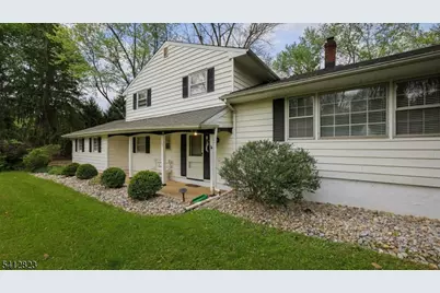112 Midvale Ave, Long Hill Township, NJ 07946 - Photo 3