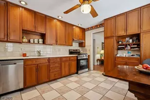 112 Midvale Ave, Long Hill Township, NJ 07946 - Photo 9