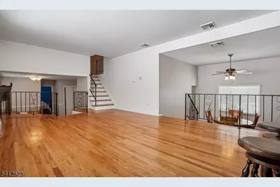 112 Midvale Ave, Long Hill Township, NJ 07946 - Photo 17