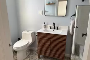 32 Pitt St, Bloomfield, NJ 07003 - Photo 7