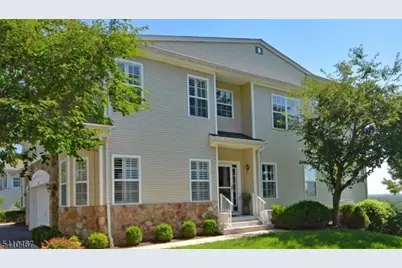 1055 Shadowlawn Dr, Green Brook Township, NJ 08812 - Photo 1