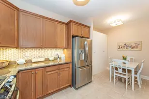 6105 Harcourt Rd, Clifton, NJ 07013 - Photo 9