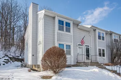 17 Village Dr, Hamburg, NJ 07419 - Photo 1