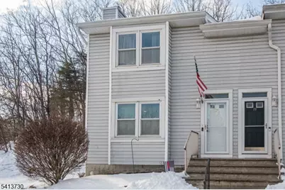 17 Village Dr, Hamburg, NJ 07419 - Photo 27