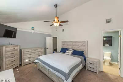 17 Village Dr, Hamburg, NJ 07419 - Photo 17